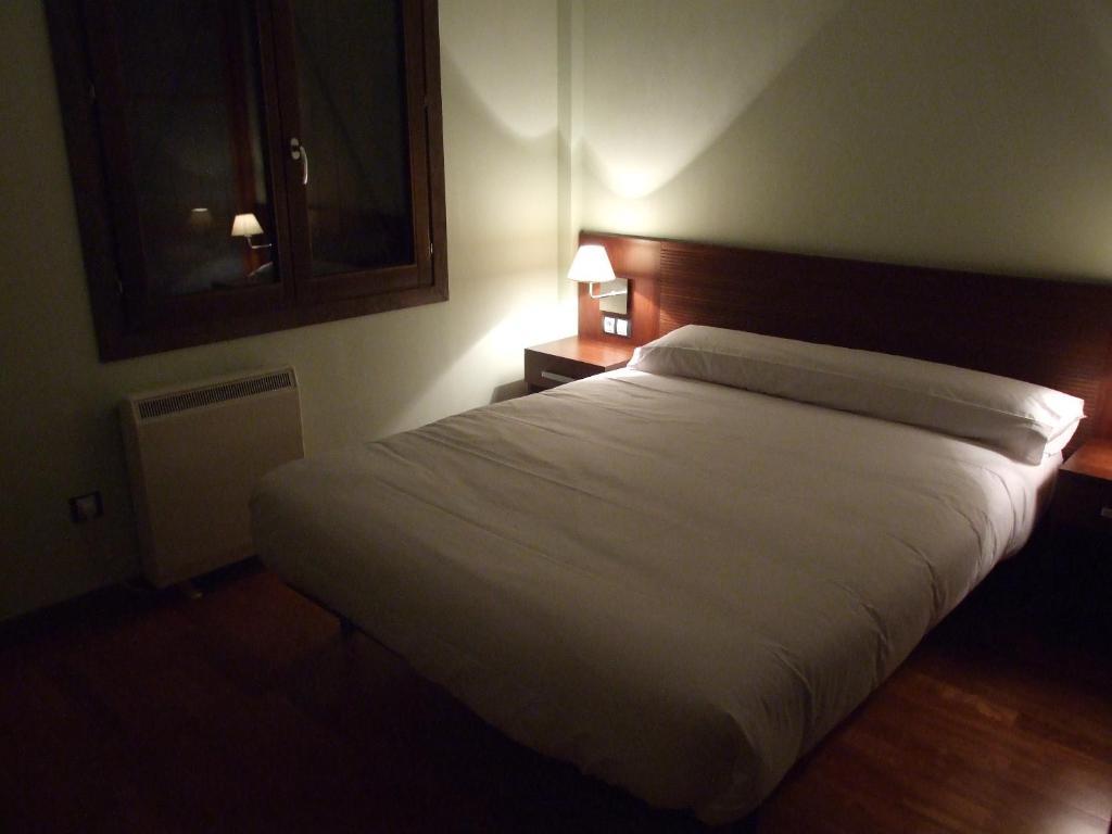 Roca Nevada Resort Villanúa Habitación foto