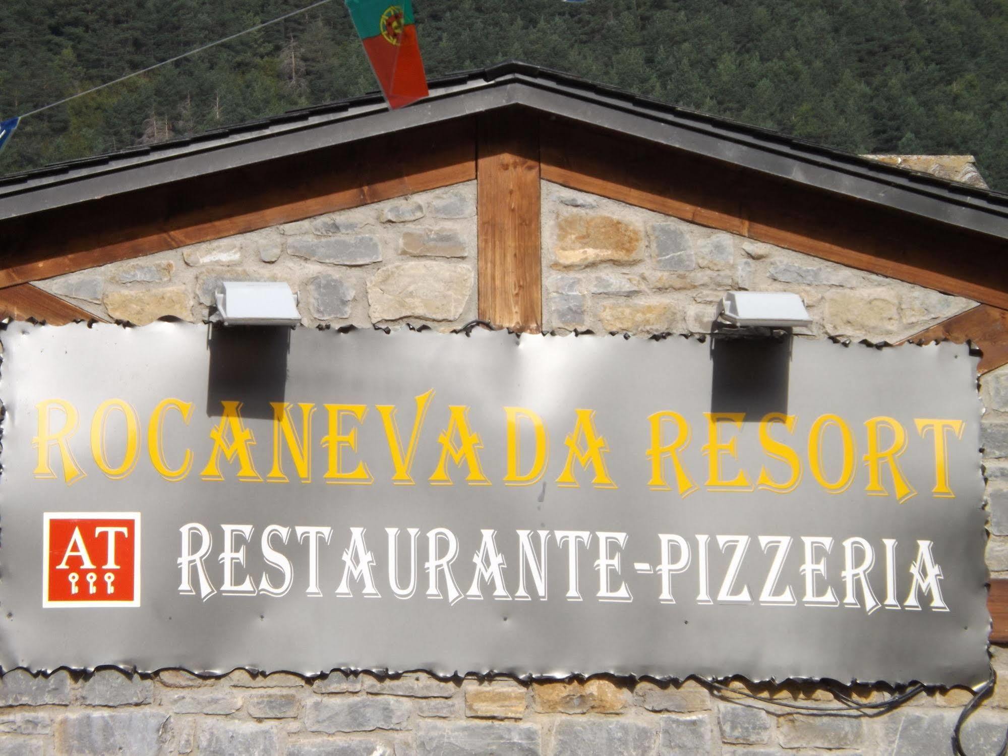 Roca Nevada Resort Villanúa Exterior foto